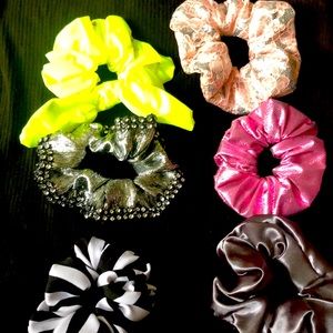 Scurnchie/ headband new, not used